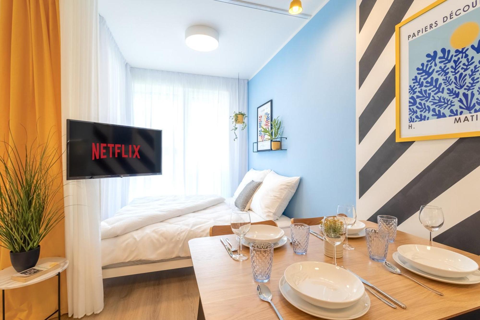 Yellow Apartment - Balcony, Free Parking, By Gravity ปราก ภายนอก รูปภาพ