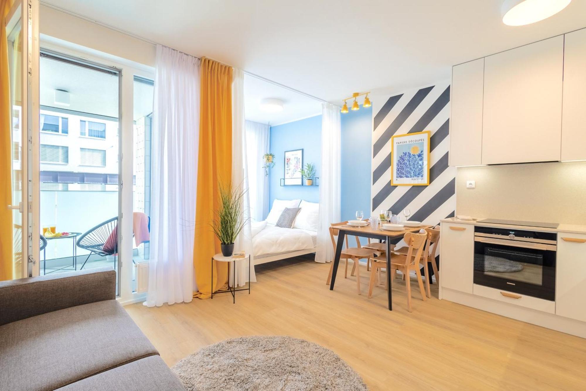 Yellow Apartment - Balcony, Free Parking, By Gravity ปราก ภายนอก รูปภาพ