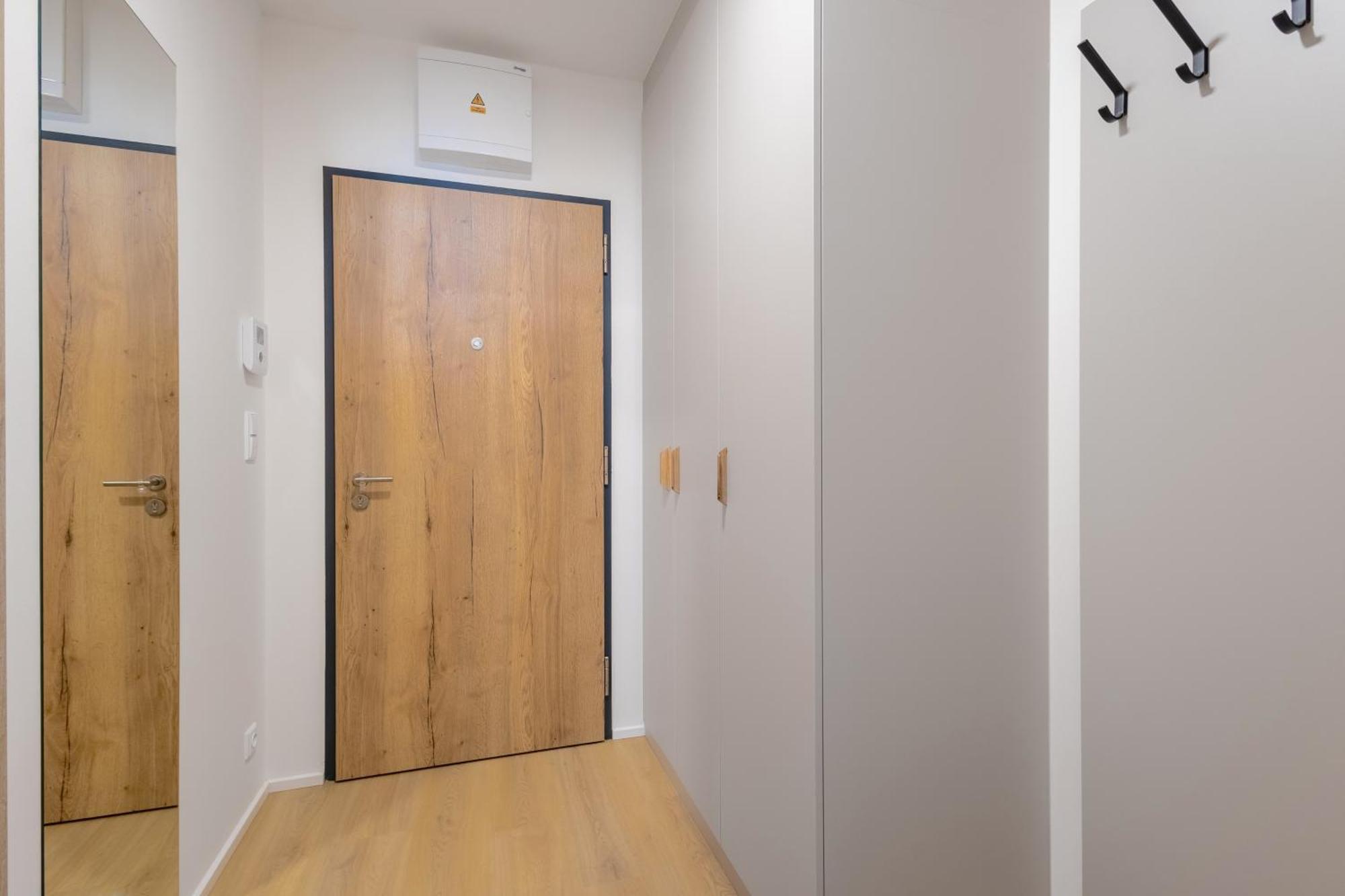 Yellow Apartment - Balcony, Free Parking, By Gravity ปราก ภายนอก รูปภาพ
